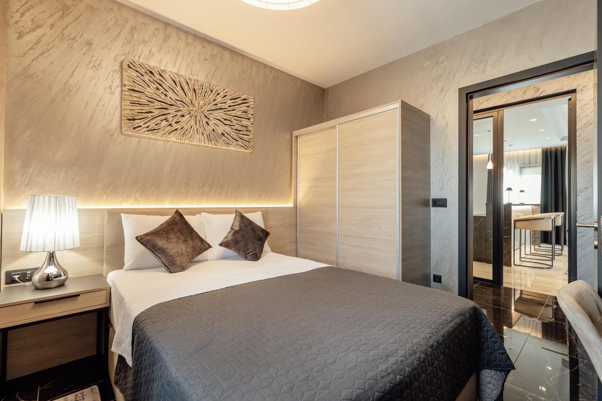 Garni Hotel Kruso Herceg Novi Zimmer foto